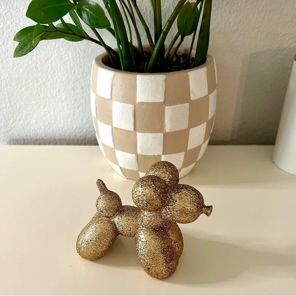 (Bundle 3 for $15) Gold Glitter Balloon Dog Paperweight Decor - Picture 1 of 3